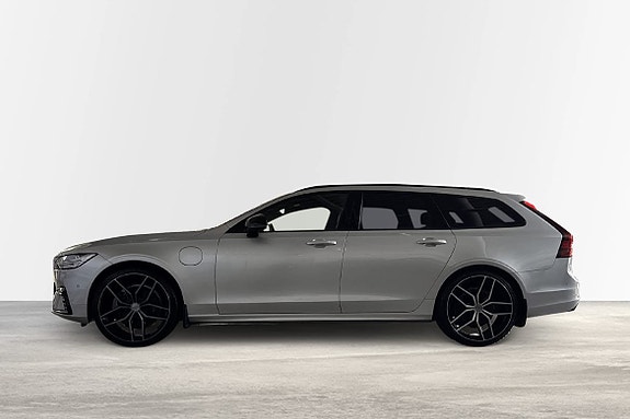 Volvo V90 3 of 25
