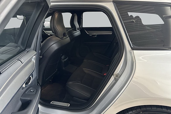 Volvo V90 7 of 25