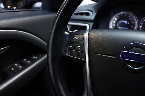 Volvo V70 18 of 25