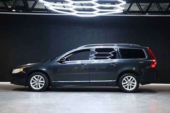 Volvo V70 5 of 25