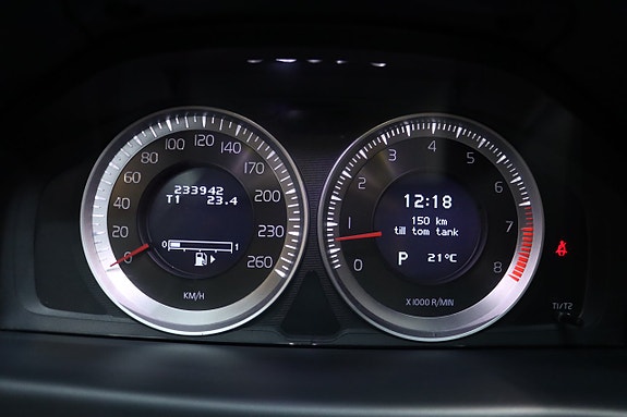 Volvo V70 19 of 25
