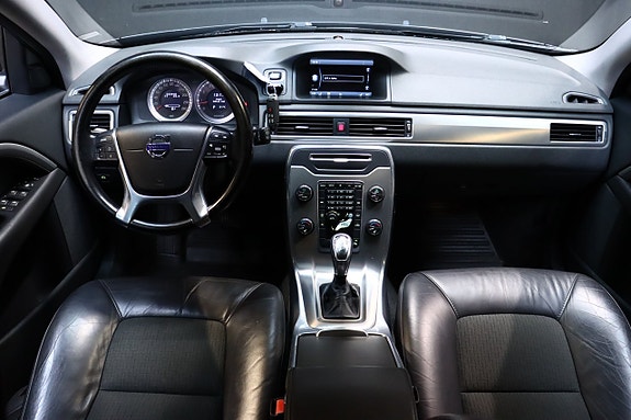 Volvo V70 15 of 25