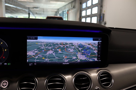 Mercedes-Benz E220 16 of 25