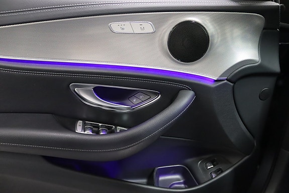 Mercedes-Benz E220 19 of 25