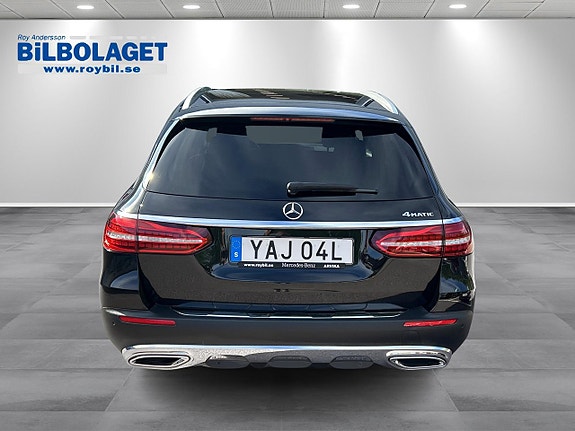 Mercedes-Benz E220 d 5 of 14