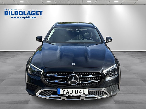 Mercedes-Benz E220 d 4 of 14