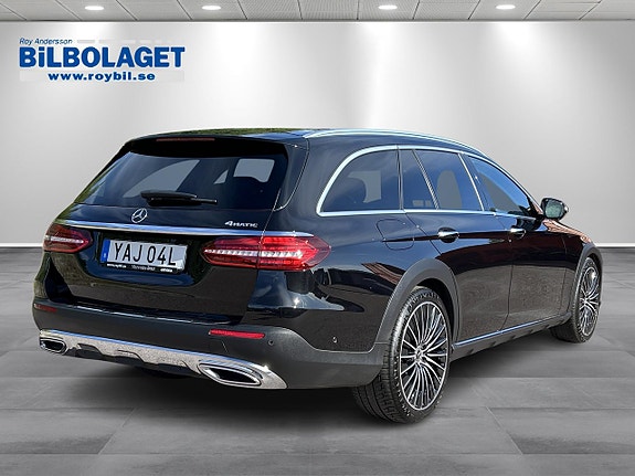 Mercedes-Benz E220 d 3 of 14