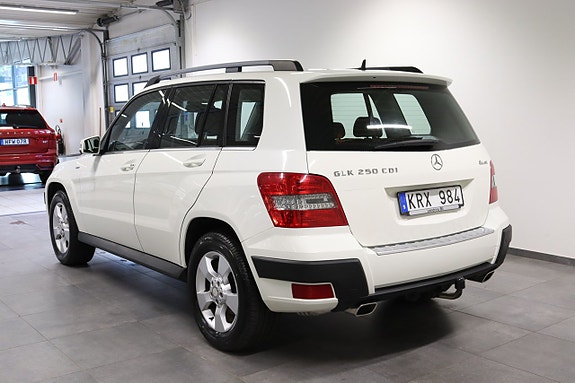 Mercedes-Benz GLK250 4 of 15