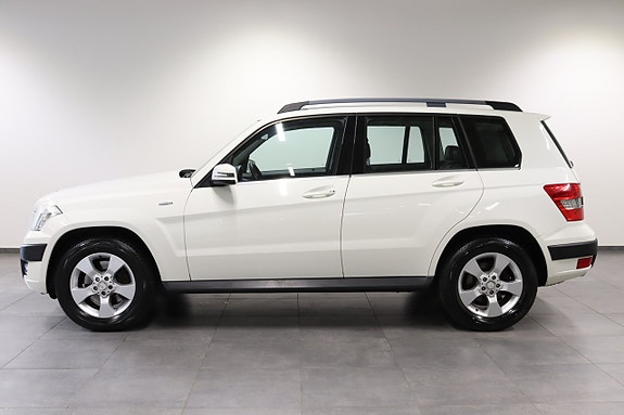 Mercedes-Benz GLK250 3 of 15