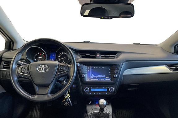 Toyota Avensis 12 of 27