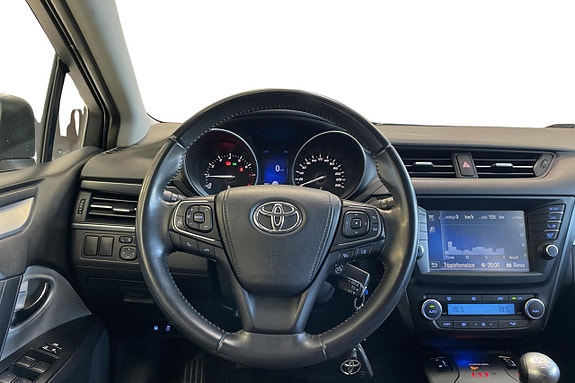 Toyota Avensis 13 of 27