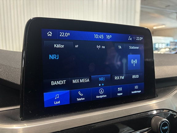 Ford Kuga 17 of 21