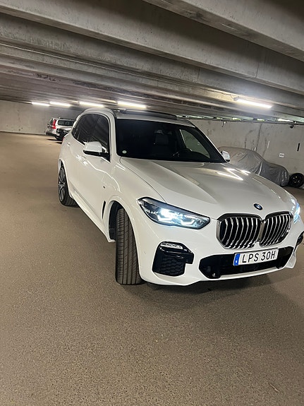 BMW X5 3 of 17