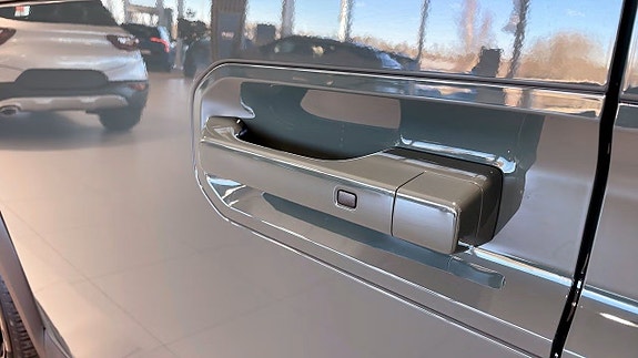 Kia PV5 13 of 15