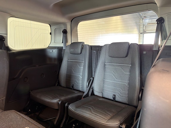 Ford Connect Tourneo 10 of 14