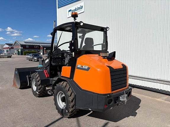 Doosan DL60 3 of 12