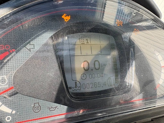 Doosan DL60 10 of 12
