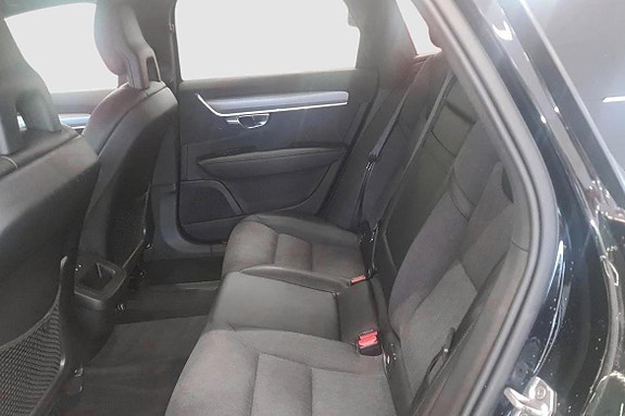Volvo V90 Cross Country 10 of 11