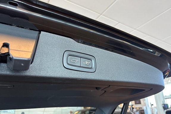 Volvo V60 22 of 26