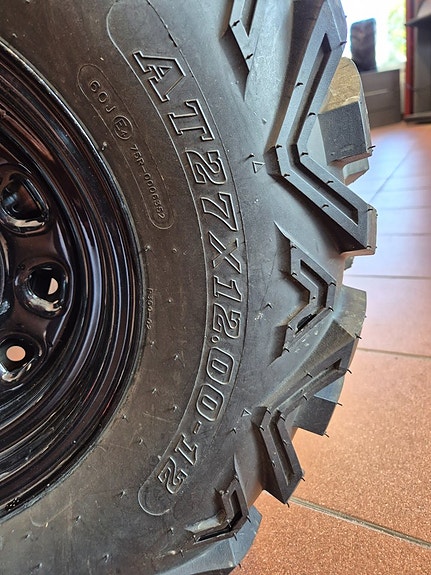 Yamaha Grizzly YFM550 EPS 4WD 7 of 8