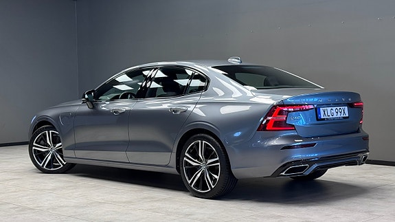 Volvo S60 15 of 19