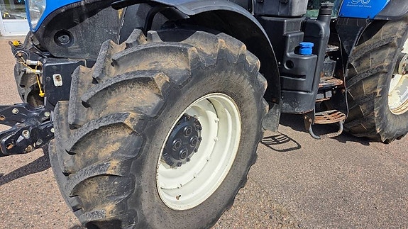 New Holland T7.270 8 of 13
