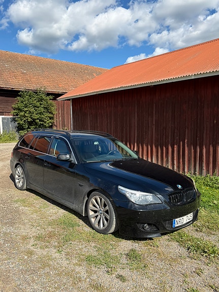 BMW 525d 2 of 7