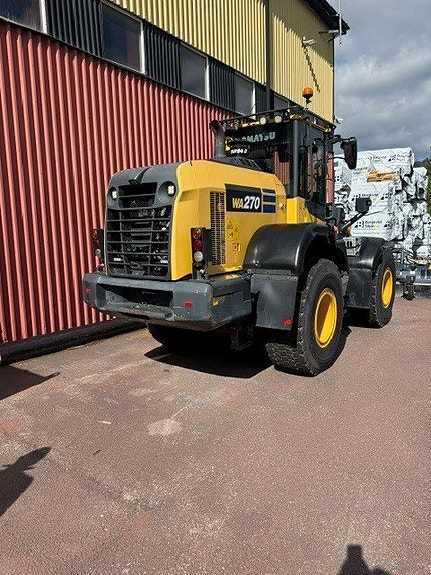 Hjullastare Komatsu WA270-8 3 of 3