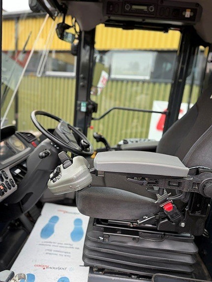 Hjullastare Komatsu WA270-8 6 of 6