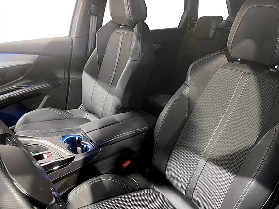 Peugeot 5008 5 of 15