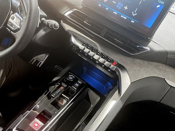 Peugeot 5008 10 of 15