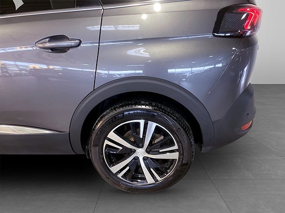 Peugeot 5008 14 of 15