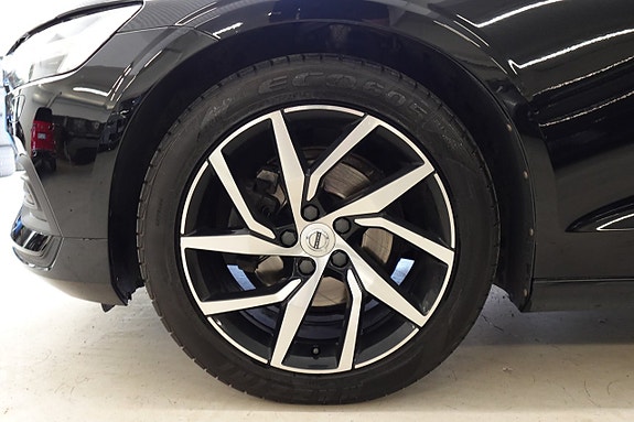 Volvo V60 24 of 26