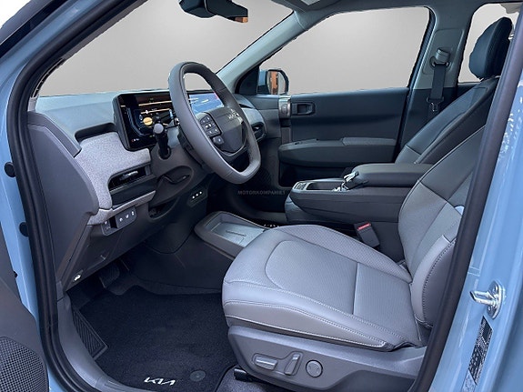Kia EV3 8 of 15