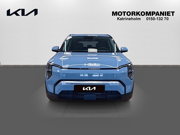 Kia EV3 2 of 15