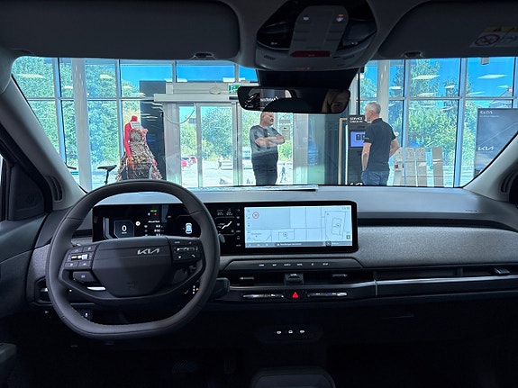 Kia EV3 7 of 15