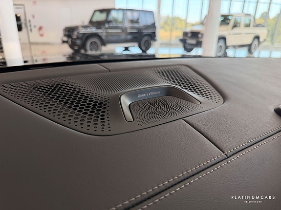 BMW X7 12 of 16