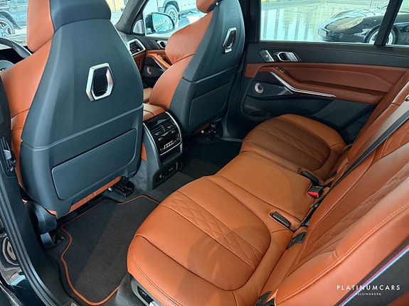 BMW X7 6 of 16