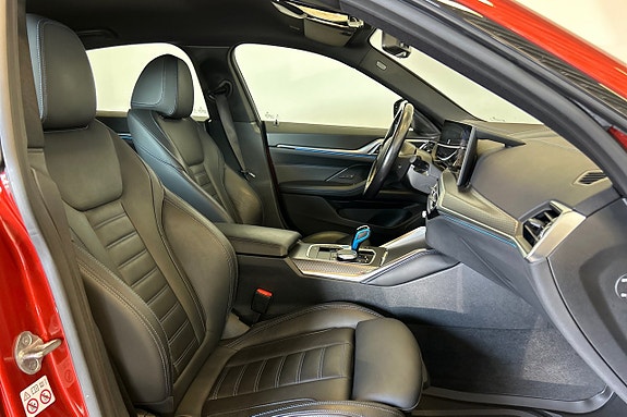 BMW i4 17 of 24
