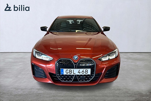 BMW i4 2 of 24