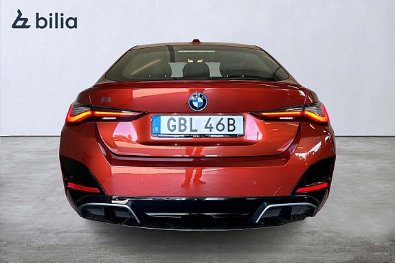 BMW i4 6 of 24