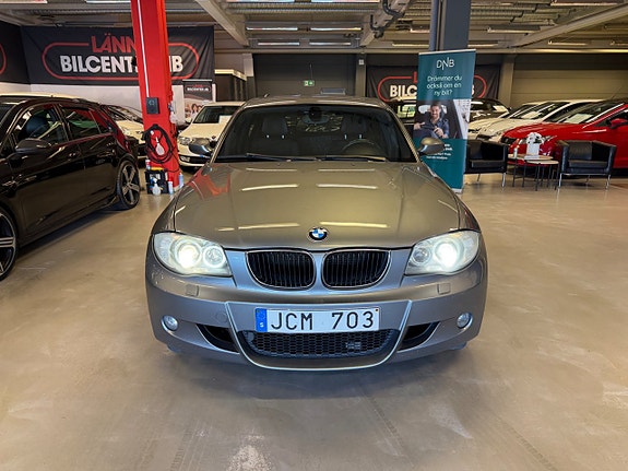 BMW 120d 3 of 22