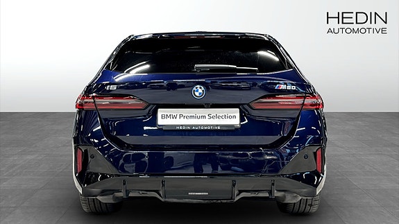 BMW i5 7 of 13