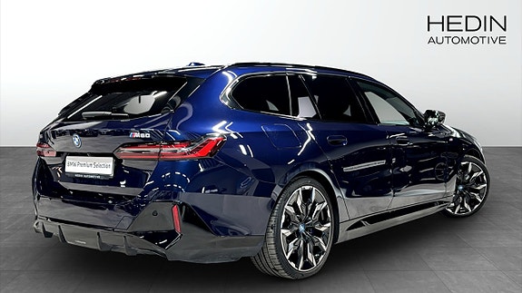 BMW i5 2 of 13