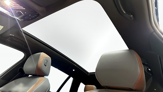 BMW i5 13 of 13