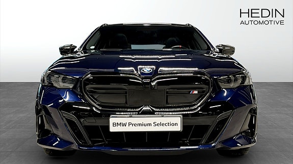 BMW i5 8 of 13