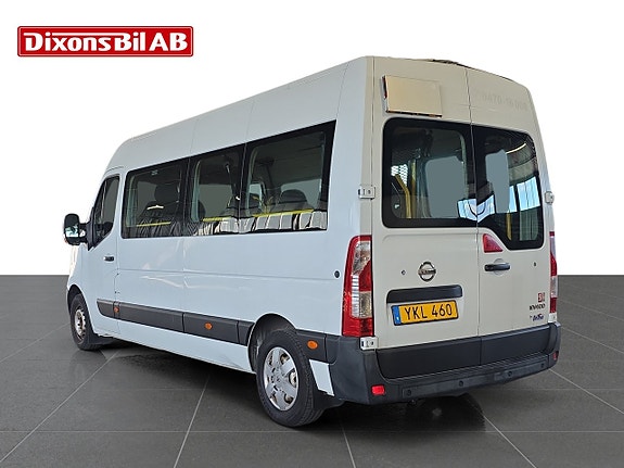 Nissan NV400 5 of 15