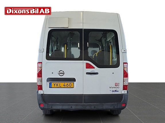 Nissan NV400 14 of 15