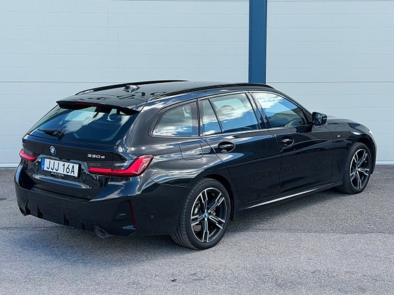 BMW 330e 7 of 20