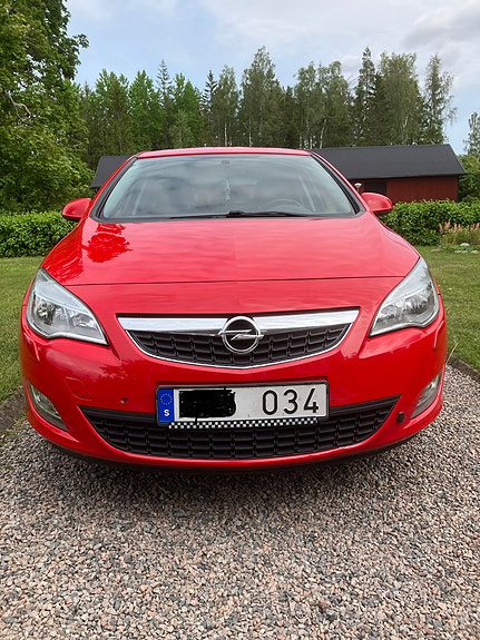 Opel Astra 2 of 6